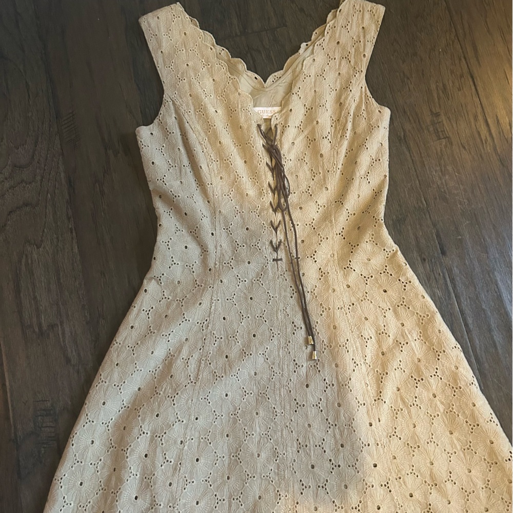 Guess Cream Eyelet Embroidered Lace-Up Dress Size 4 Feminine Chic - Picture 2 of 9
